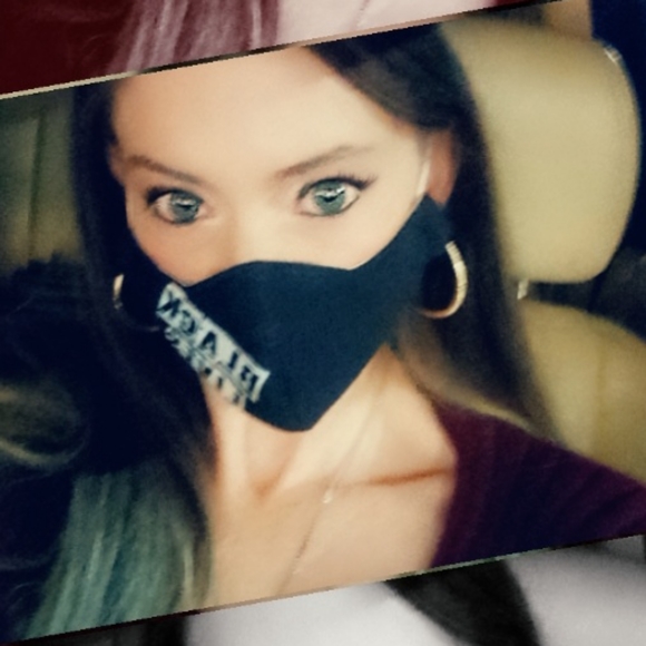 Meet your Posher, Robyn - Picture 3 of 8